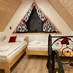 Goralski Nad Potokiem Chalet Witow (Tatra)